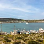 Ghadirabay Seafront With Sea Views By Homely * Mellieħa