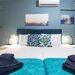 Ghadirabay Seafront With Sea Views By Homely Apartamento Mellieħa