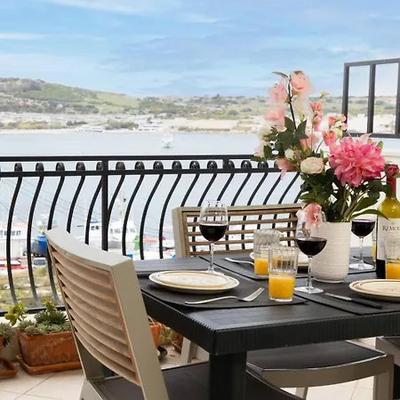 Ghadirabay Seafront With Sea Views By Homely