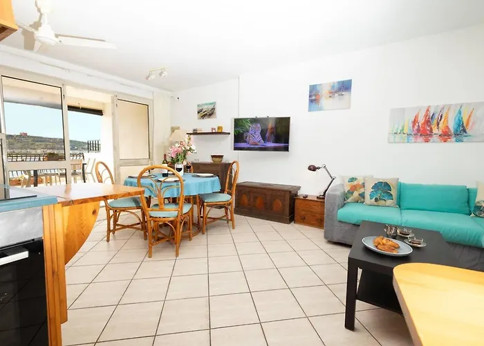 Apartament Ghadirabay Seafront With Sea Views By Homely Mellieħa