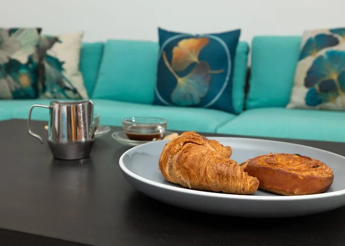 Ghadirabay Seafront With Sea Views By Homely * Mellieħa