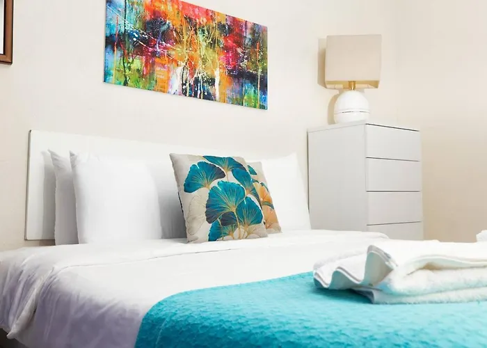 Ghadirabay Seafront With Sea Views By Homely Apartament Mellieħa