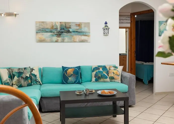 Ghadirabay Seafront With Sea Views By Homely Mellieħa