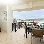 Appartamento Ghadirabay Seafront With Sea Views By Homely
