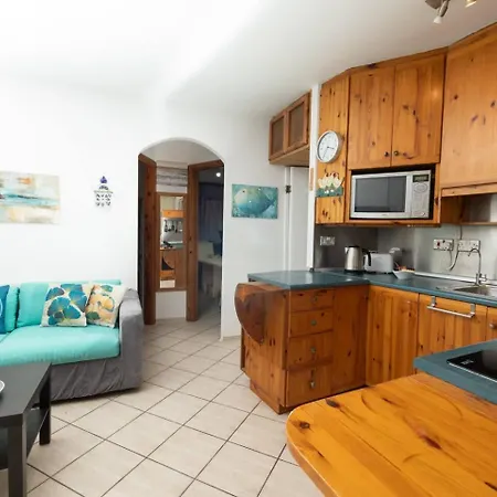 Apartament Ghadirabay Seafront With Sea Views By Homely Mellieħa