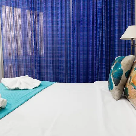 Ghadirabay Seafront With Sea Views By Homely Apartamento *