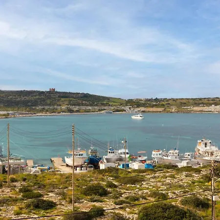 Ghadirabay Seafront With Sea Views By Homely * Mellieħa