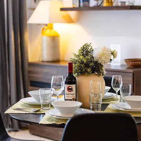 Daire Ghadirabay Seafront With Sea Views By Homely Mellieħa