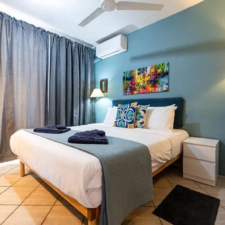 Appartamento Ghadirabay Seafront With Sea Views By Homely *